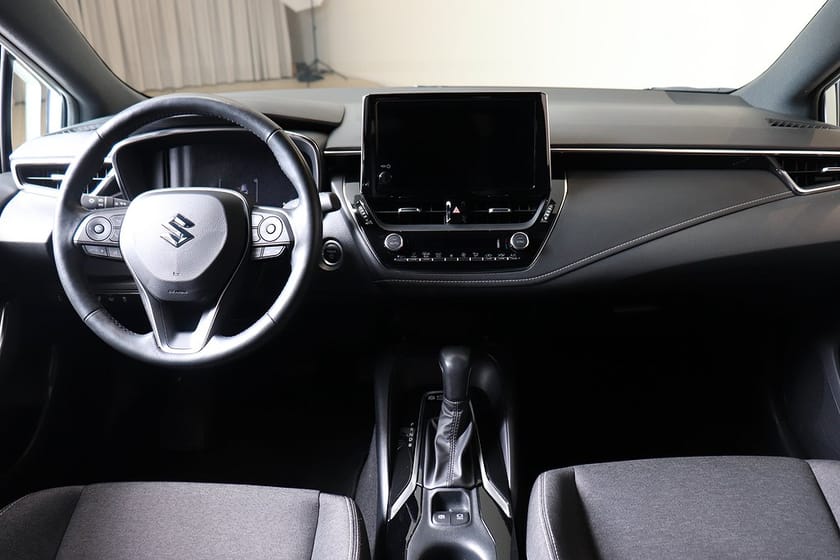 Bild 5 av Suzuki Swace Hybrid AUT 140hk Select Kamera V-Hjul PL 3895:-