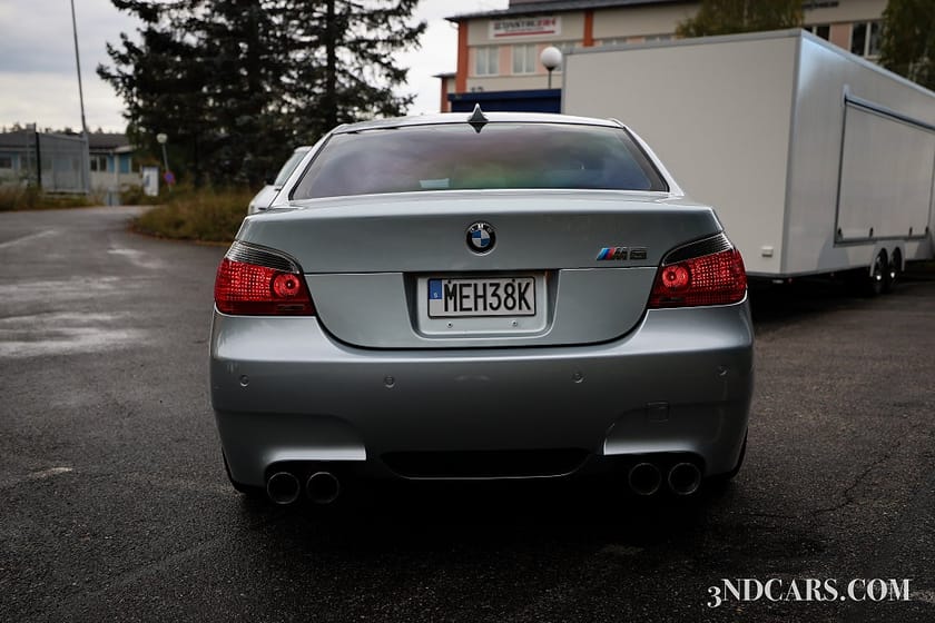 Bild 5 av BMW M5 Sedan V10 507 HK E60 / Taklucka / Väldokumenterad!