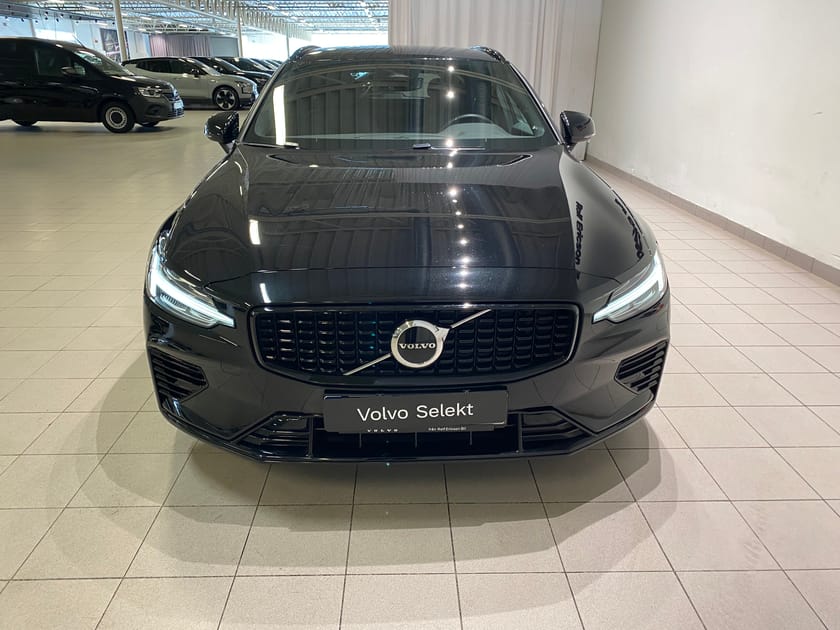 Bild 3 av Volvo V60 T6 Plus Dark Edition
