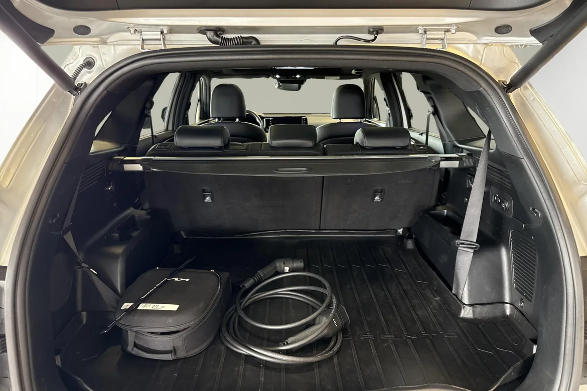 picture of a car