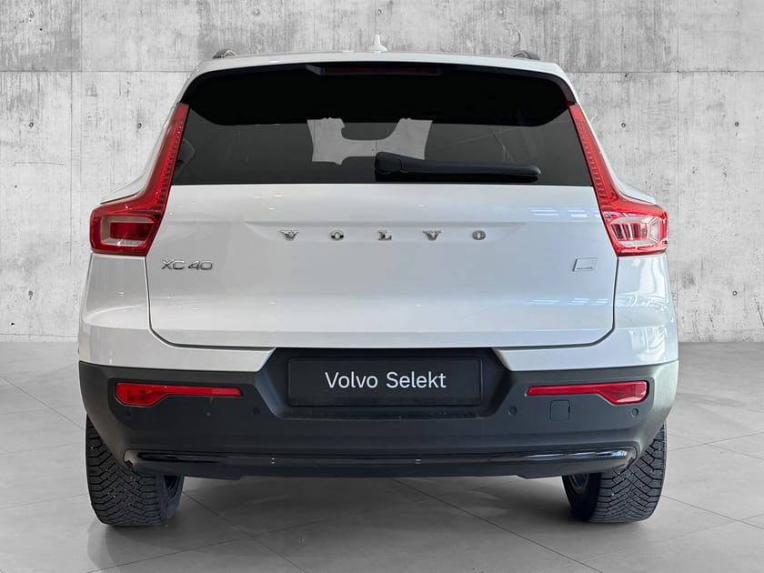Bilde 5 av Volvo XC40 Plus Dark - Hengerfeste/El.stol/ACC