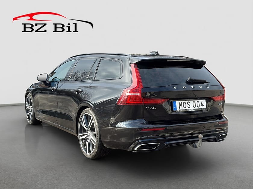 Bild 3 av Volvo V60 B4 R Design Pano Drag H/K Carplay Värmare
