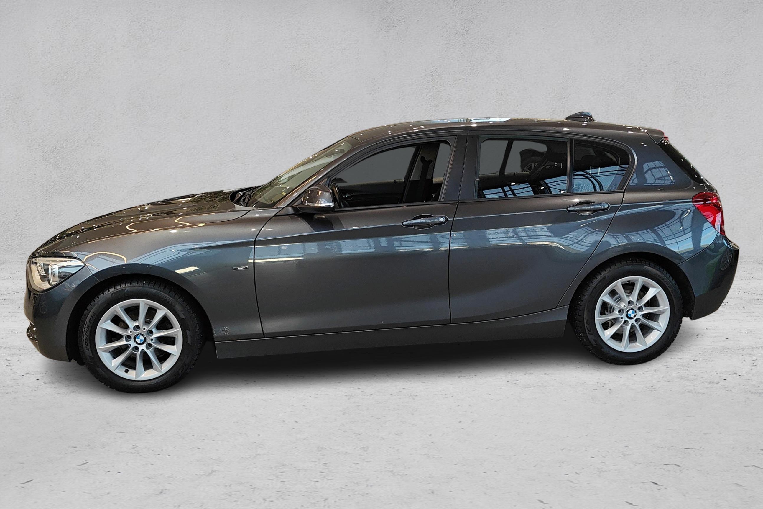 Thumnail bilde 1 av BMW 116d 5-dørs