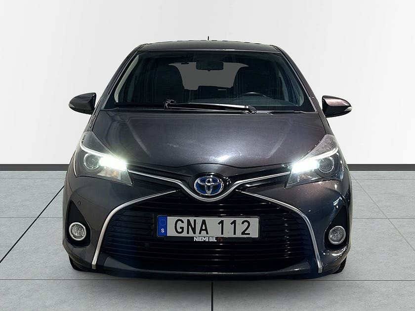 Bild 2 av Toyota Yaris Hybrid e-CVT Executive Kamera Kamkedja Mvärm SoV