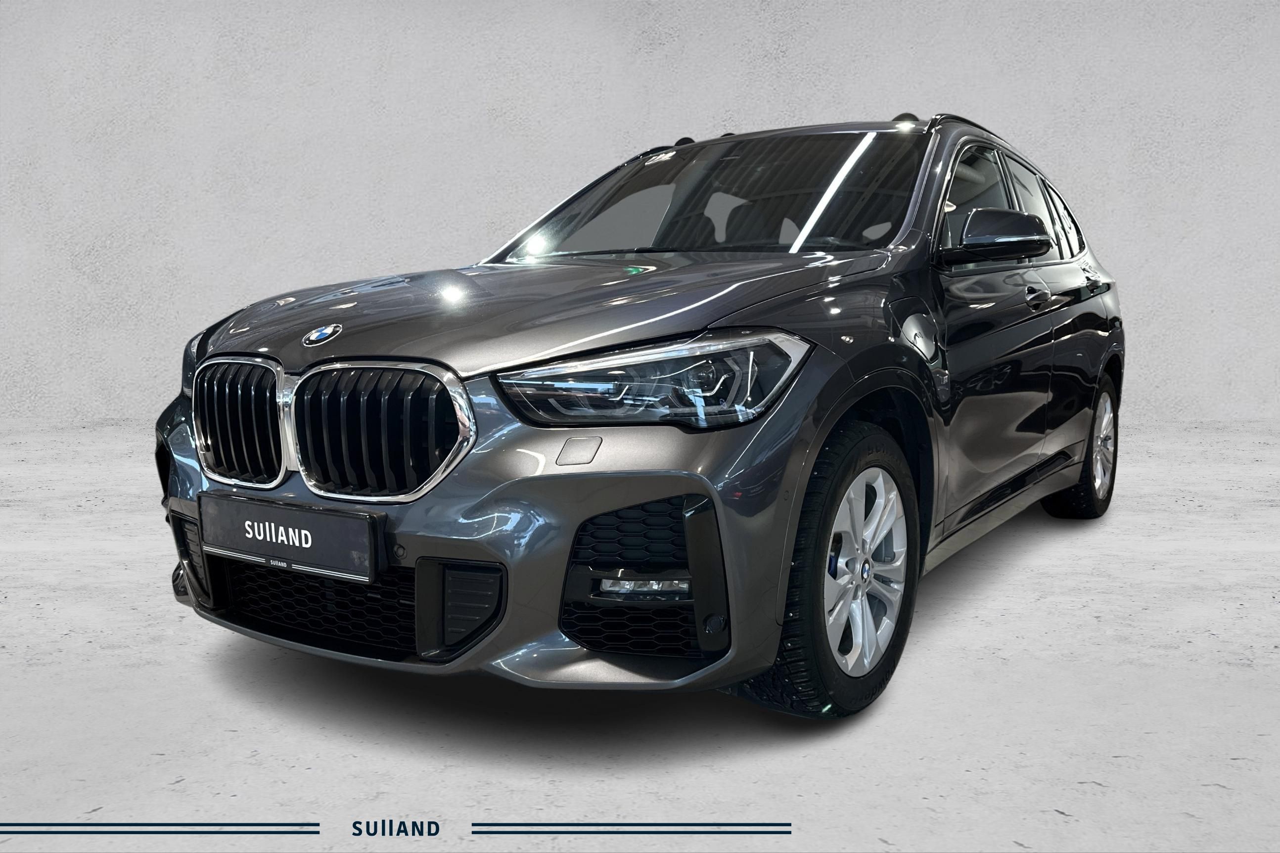 Thumnail bilde 0 av BMW X1 xDrive25e