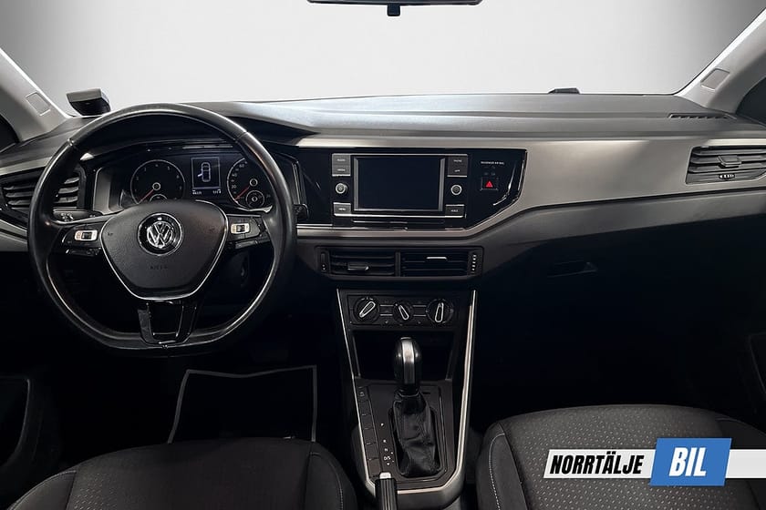 Bild 3 av Volkswagen Polo 1.0 TSI 95 HK DSG M&K NYSERVAD NYBESIKTAD