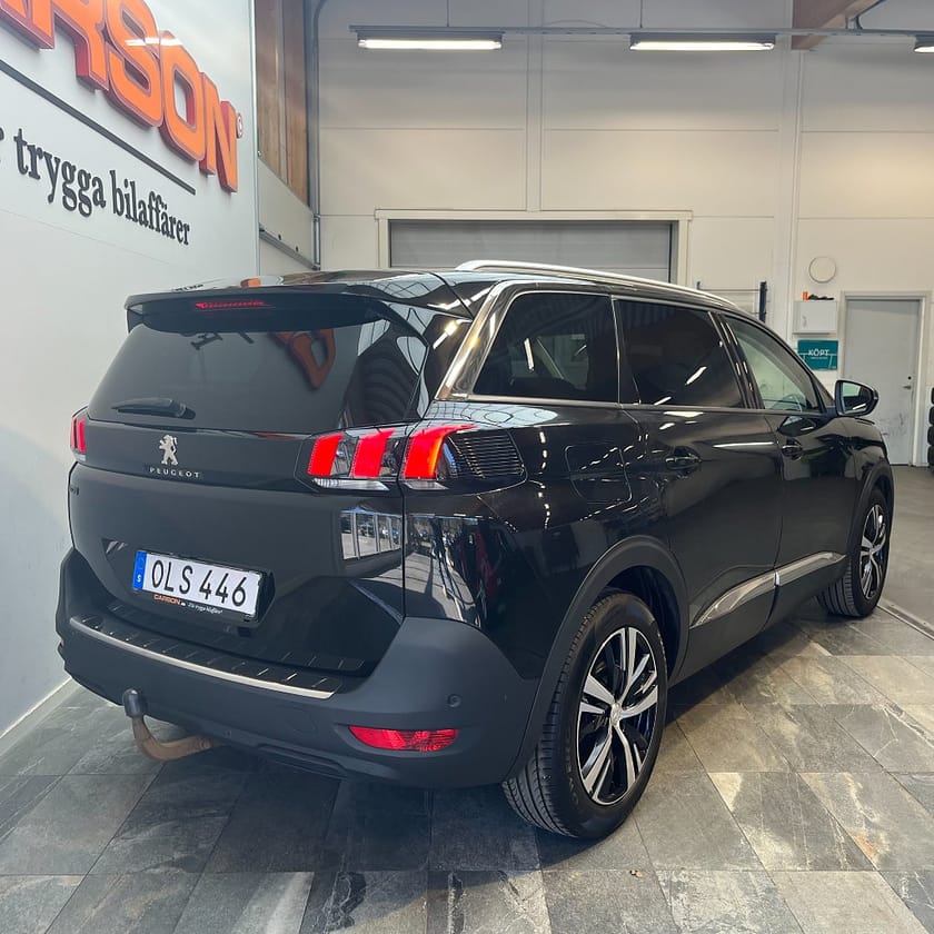 Bild 4 av Peugeot 5008 1.6 BlueHDi 120hk Allure Carplay Backkamera Drag 7-Sits
