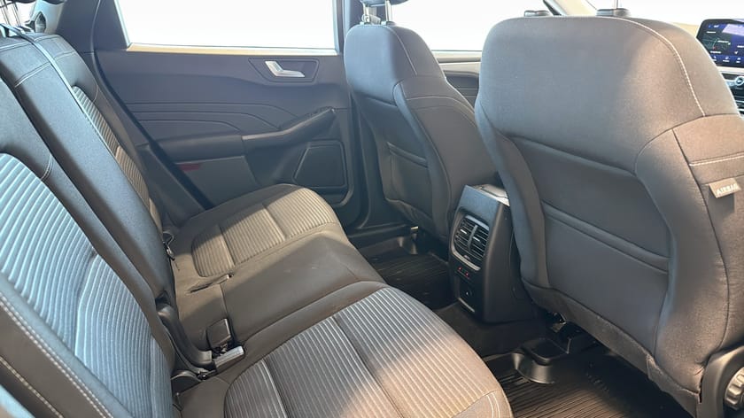 Bild 5 av Ford Kuga Plug-In Hybrid Titanium 2.5 225HK Vinterpaket