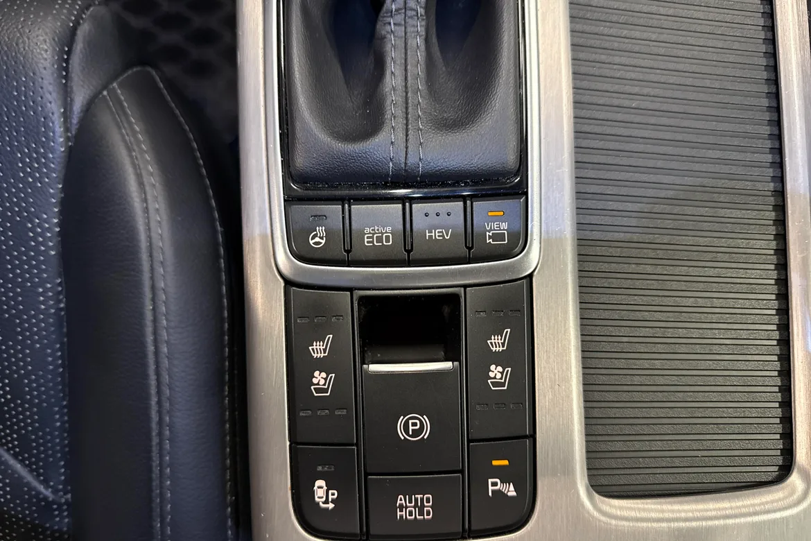 picture of a car