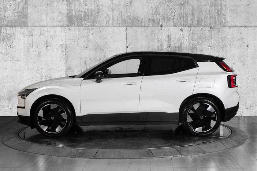 Bilde 4 av Volvo EX30 Twin Motor Performance Ultra. Hengerfeste/Harman Kardon/360 kam/Aktive LED