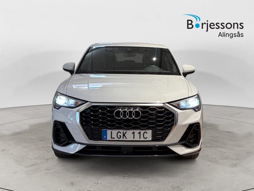 Bild 4 av Audi Q3 Sportback 35 TFSI 150hk Drag/Värmare/Kamera/Keyless