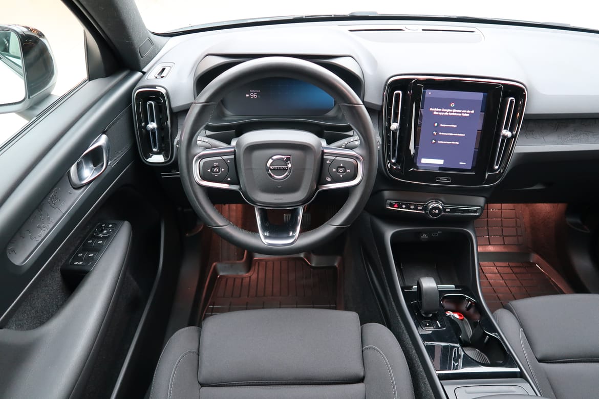 Volvo XC40 2023 - miniatyr 6