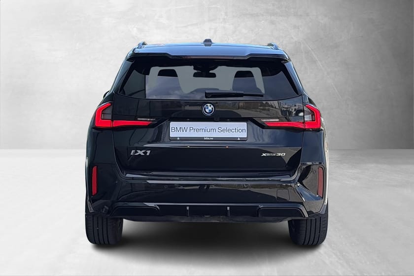 Bilde 3 av BMW iX1 xDrive30 Fully Charged|HUD|HK|Hengerfeste |ACC| comf.acc|LED