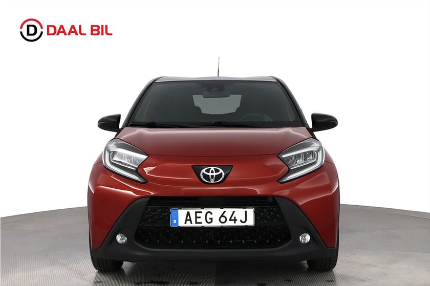 Bild 2 av Toyota Aygo X 1.0 VVT-i CVT 72HK PULSE B-KAMERA NAVIGATION NFC