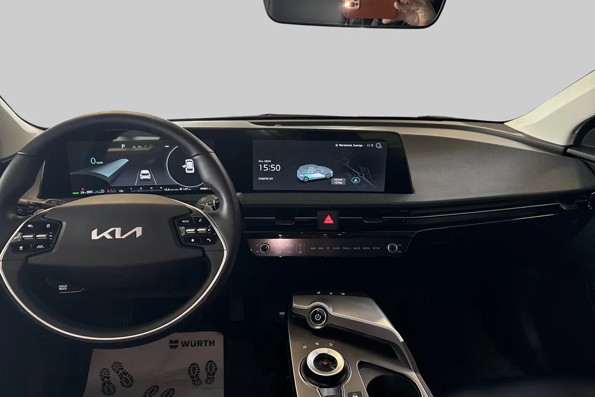 picture of a car