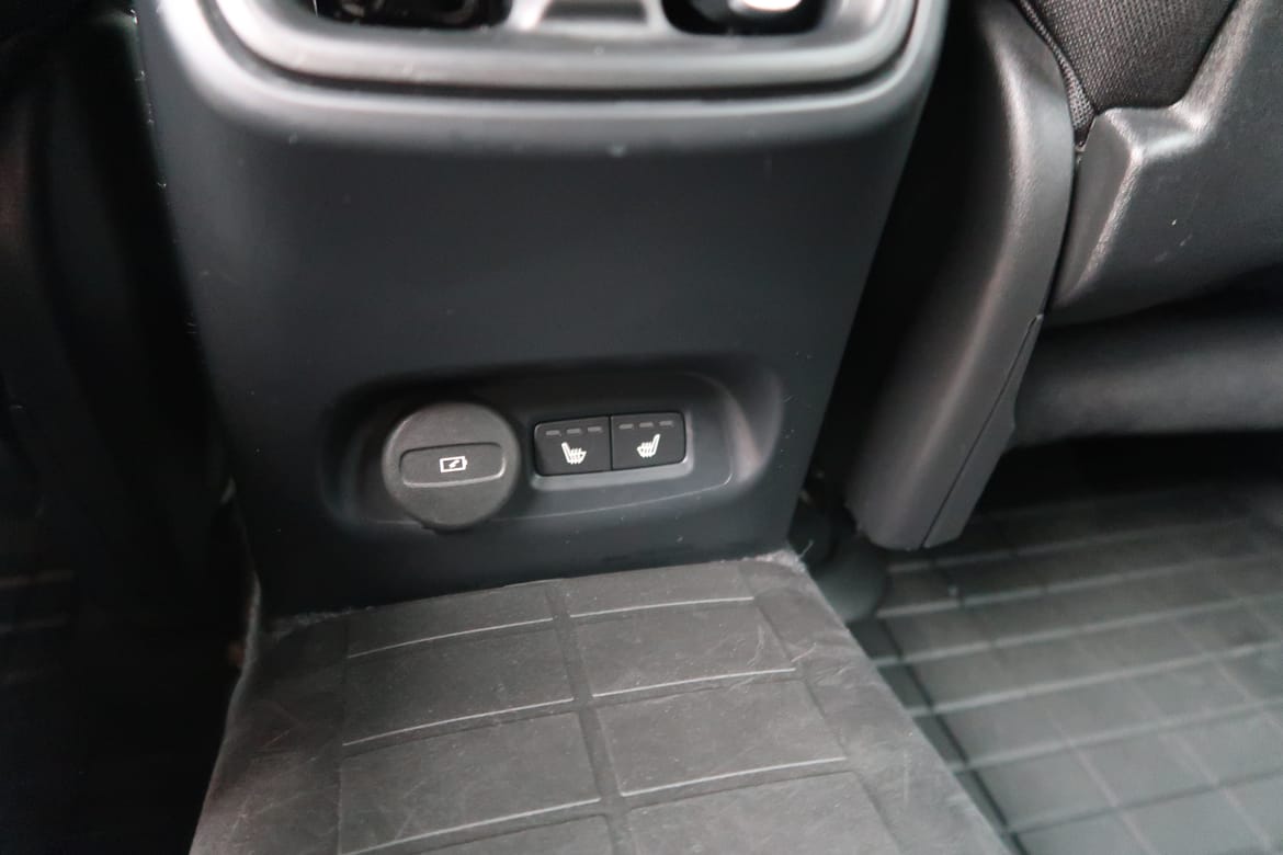 Volvo XC40 2023 - miniatyr 6