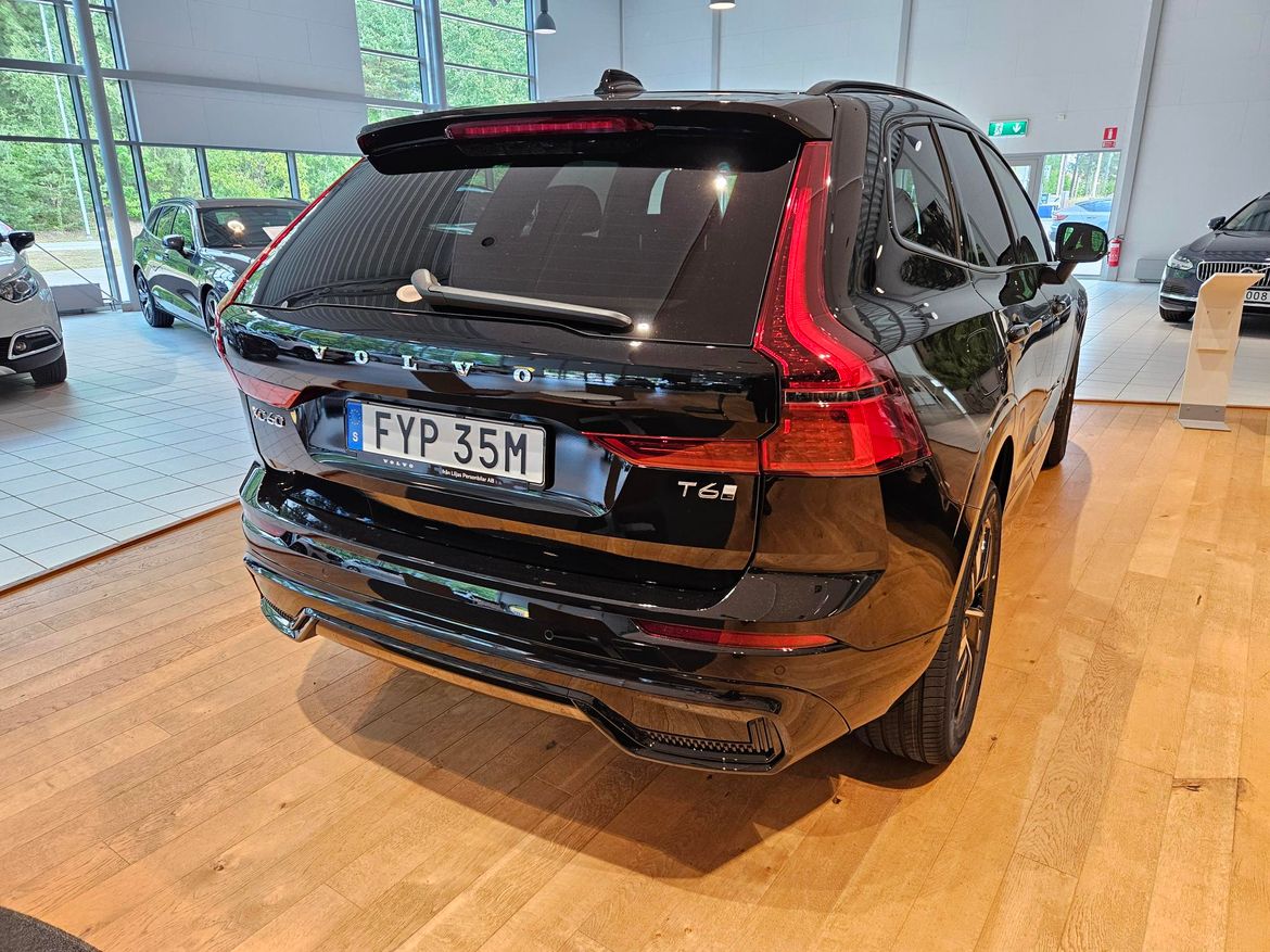 Bild 2 av 3 på bilen