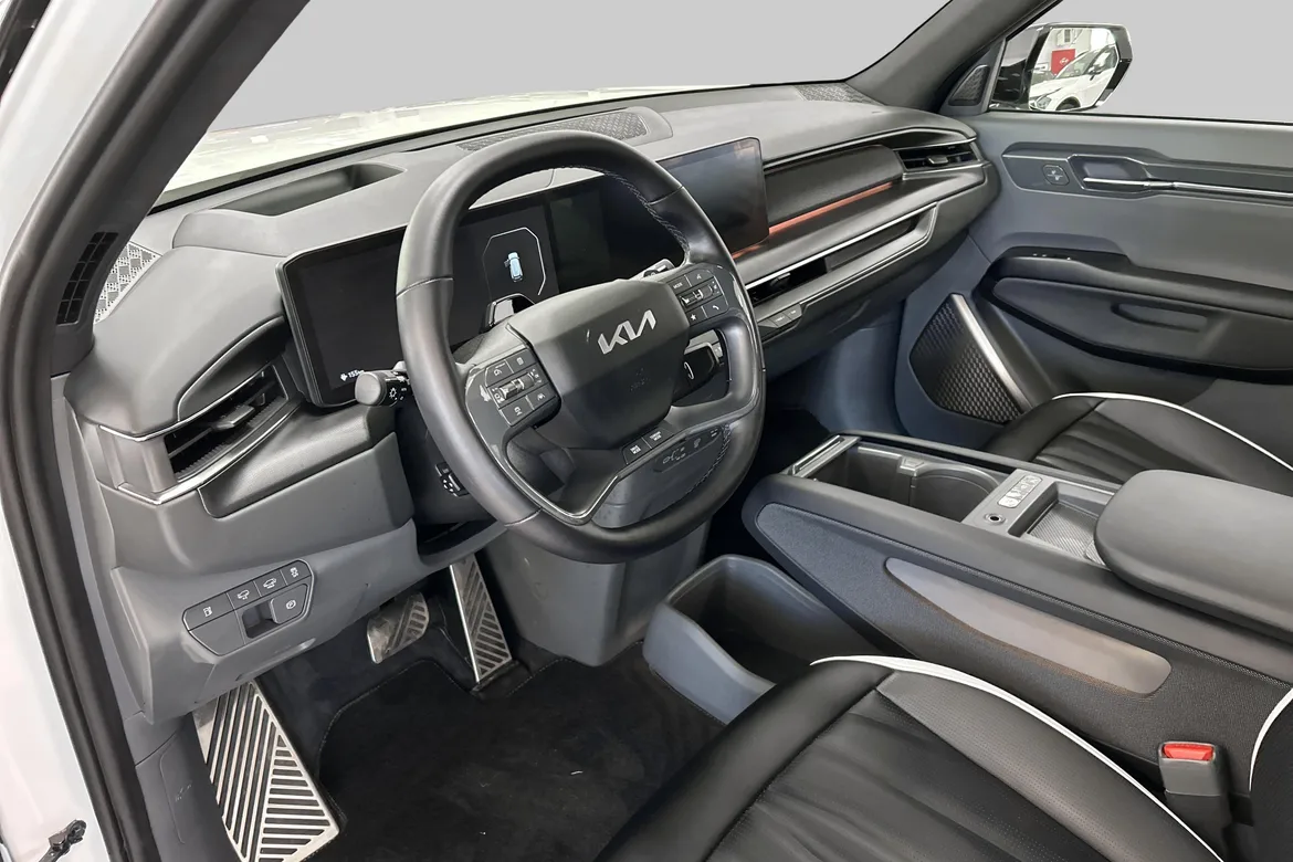 picture of a car