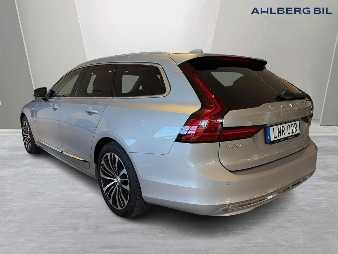 Volvo V90 2025 - miniatyr 3
