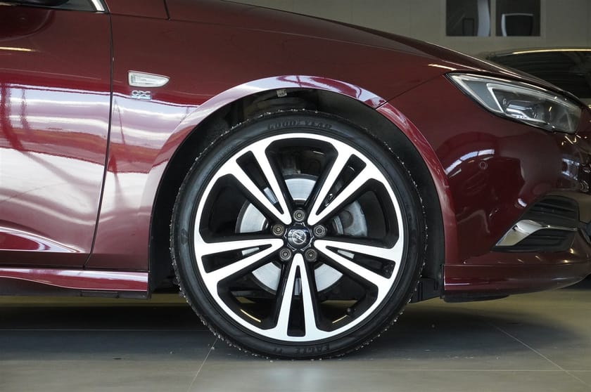 Bild 2 av Opel Insignia Sports Tourer Pano 360 Värmare Drag Bose Fullt Utr Business