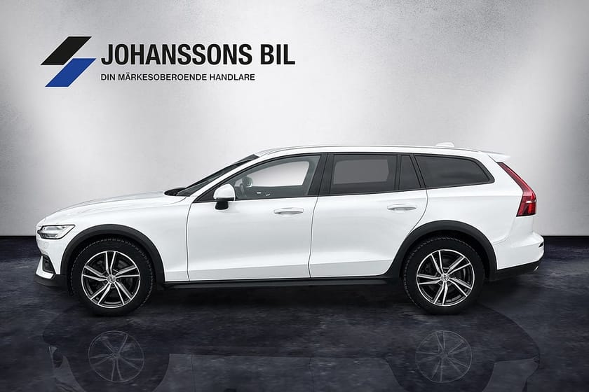 Bild 2 av Volvo V60 Cross Country B4 AWD Advanced Helskinn Kamera Drag VOC Värmare