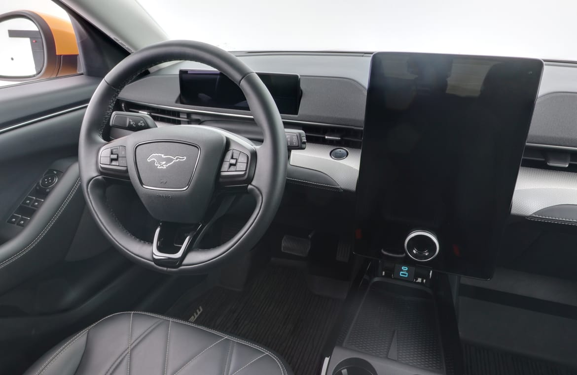 Ford Mustang Mach-E 2022 - miniatyr 11