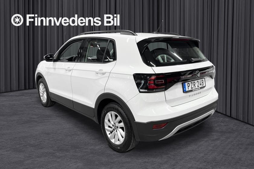 Bild 2 av Volkswagen T-Cross 1,0 TSI *Låg skatt 800kr/år/S&V-hjul*