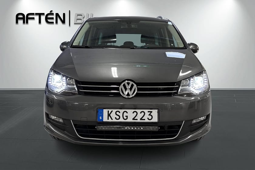 Bild 3 av Volkswagen Sharan 7-seater 7-sits 2.0 TDI Nyservad, Panorama, P-värmare, Dragkrok