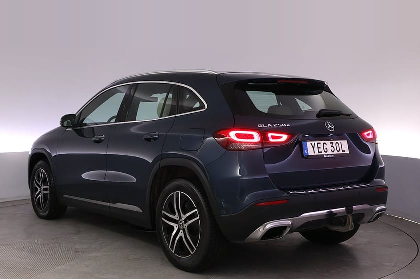 Bild 4 av Mercedes-Benz GLA 250 e Progressive Line Drag Kamera BSM