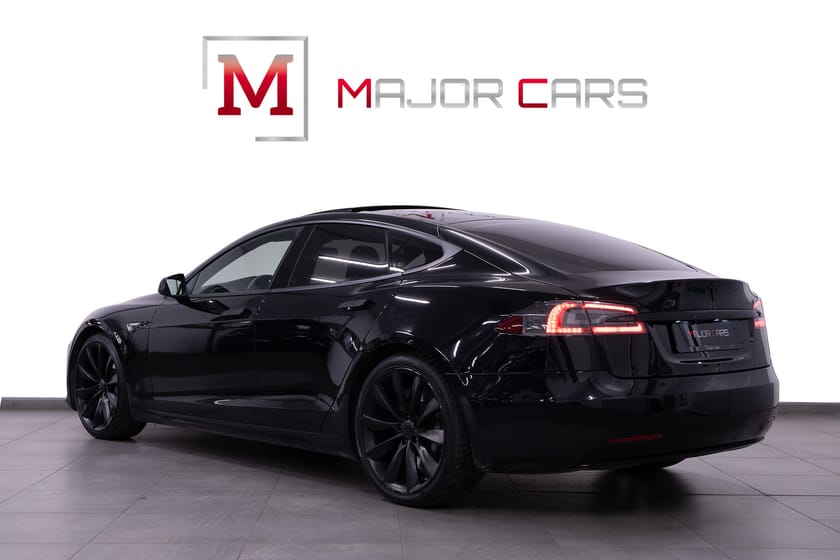 Bild 4 av Tesla Model S 90D Free Supercharge Pano AP Luft-F 21" Carbon