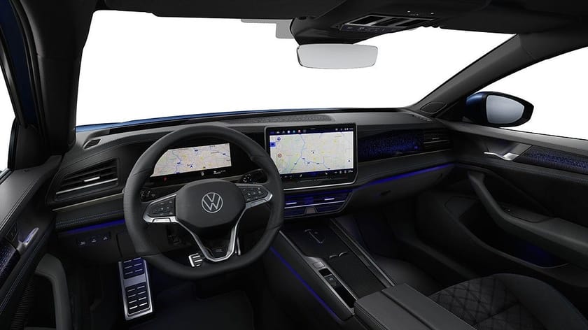 Bild 3 av Volkswagen Passat Variant eHybrid R-Line SWE Edition 272 hk DSG6 Lager
