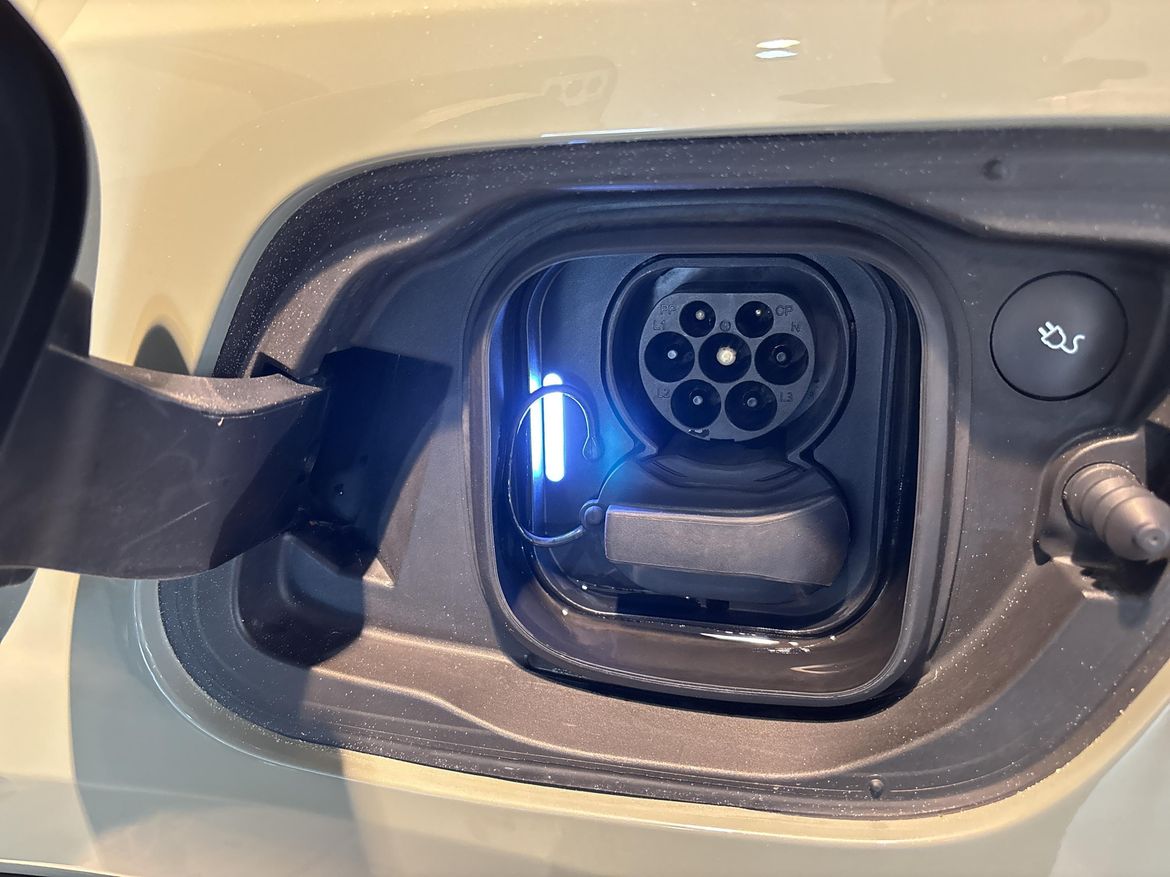 Volvo XC40 2023 - miniatyr 10