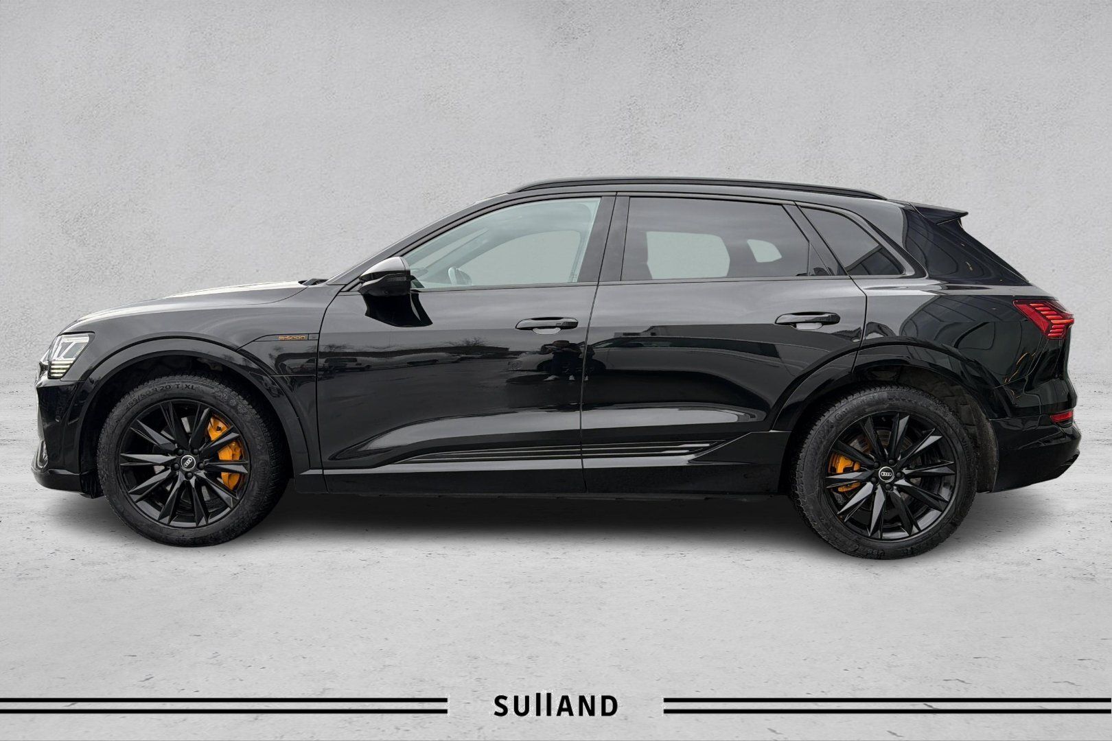 Thumnail bilde 1 av Audi e-tron 55 quattro