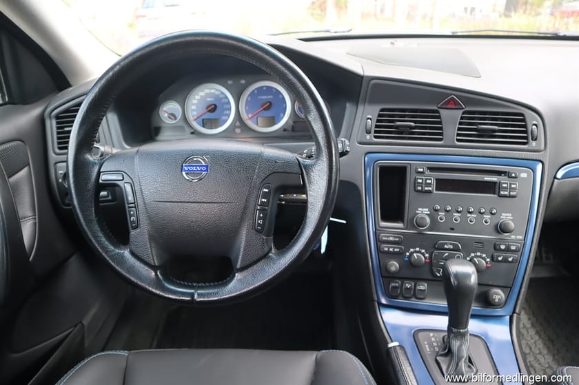 Bild 3 av Volvo V70 2.5T 20V FWD 209hk Ocean Race Dragkrok AC