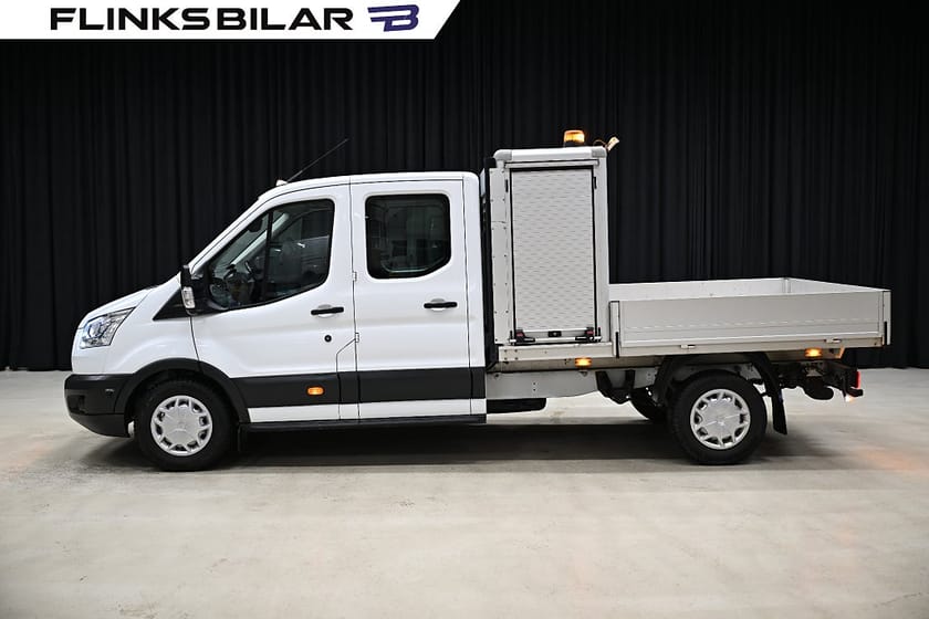 Bild 2 av Ford Transit 350 Chassi Dubbelhytt 170HK Dubbelhytt|Flak|Halvskåp|Inredd|NyKamrem|Moms