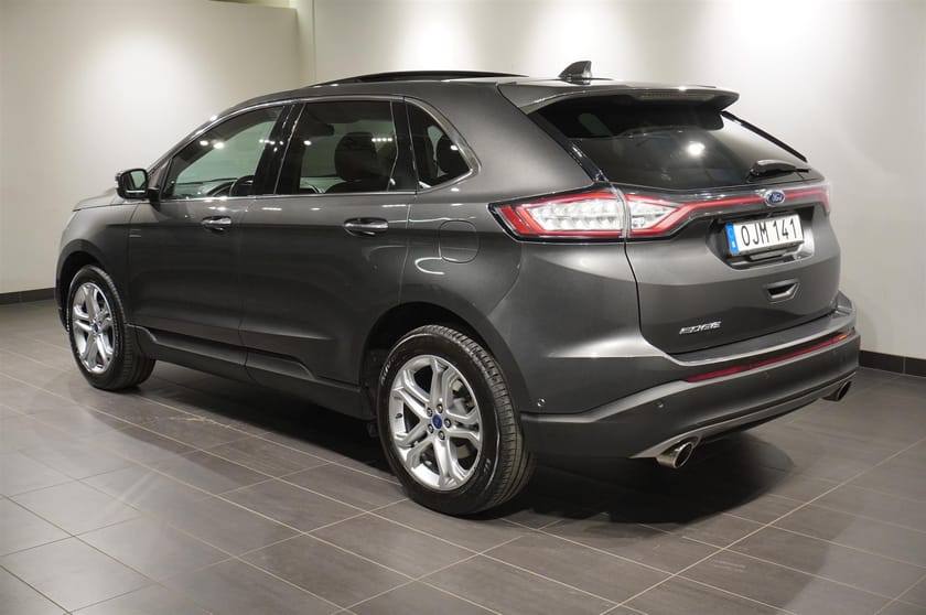 Bild 4 av Ford Edge 2.0 TDCi AWD 210hk Aut Titanium Panorama Värmare Drag