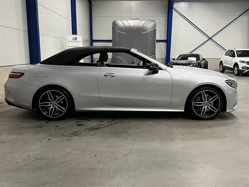 Bild 3 av Mercedes-Benz E 200 Cabriolet Cab 197 HK / AMG Line / Burmester / Airscarf / 360 /