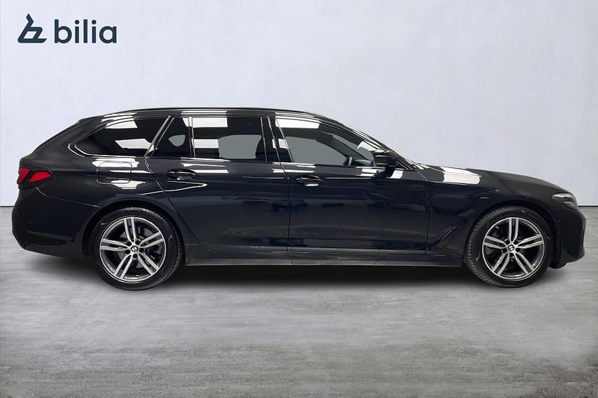 Bild 2 av BMW 520d xDrive Touring / Sportstol / Dieselvärmare kupé / 4,95%