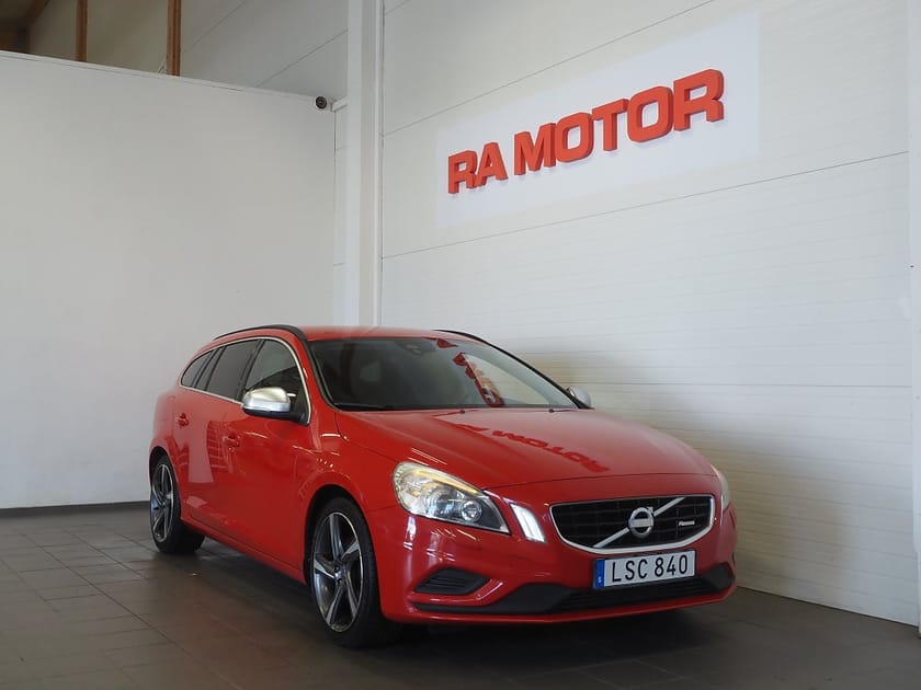 Bild 1 av Volvo V60 D3 R-Design 163hk | Drag | Bluetooth |