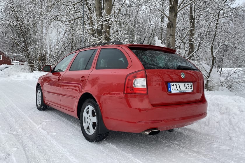 Bild 3 av Škoda Octavia Kombi Skoda 1.6 TDI Elegance | Dvärm | Drag | SoV