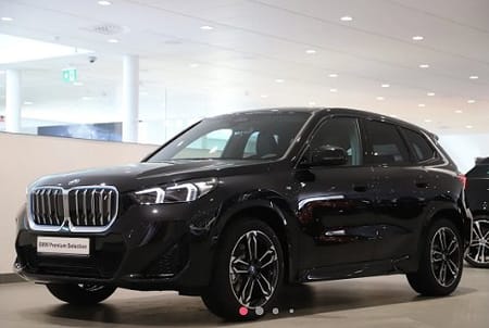 BMW iX1 xDrive30