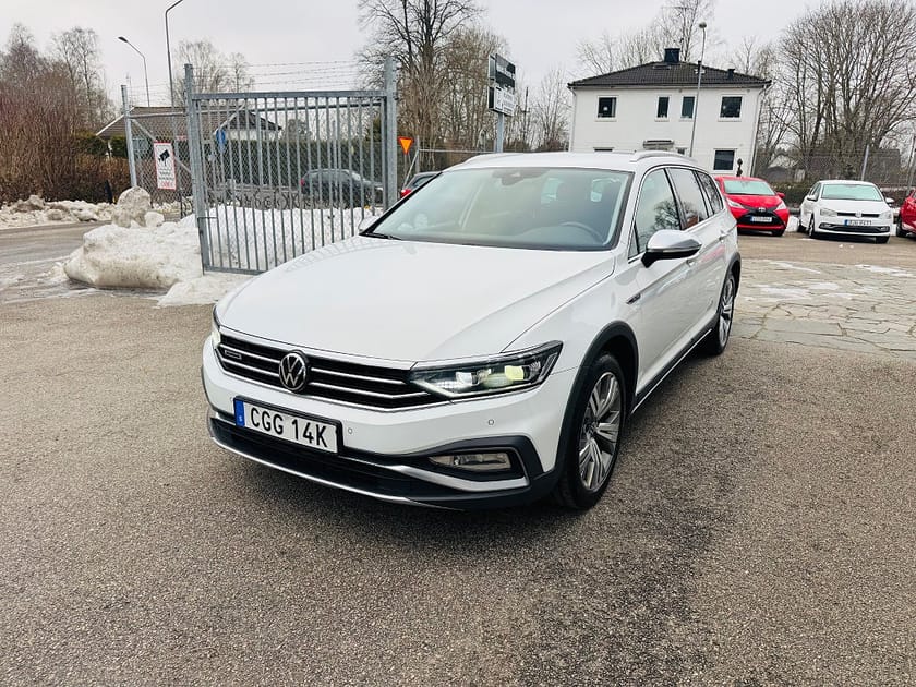 Bild 2 av Volkswagen Passat Alltrack 2.0 TDI 190HK / COCKPIT / DRAG / VÄRMARE