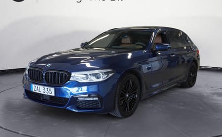 BMW 540i xDrive Touring M Sport Värmare Pano DAP PA HUD