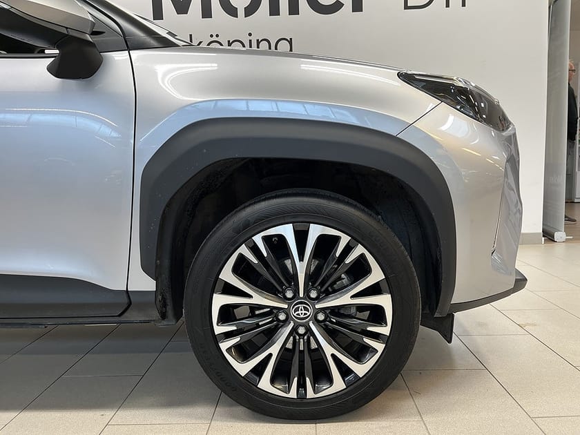 Bild 4 av Toyota Yaris Cross Hybrid e-CVT 116hk Kamera Nav Rattvärme