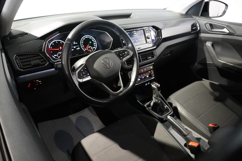 Bild 4 av Volkswagen T-Cross TSI 115 HK DSG AUT  STYLE BLACK / Sensorer / ACC