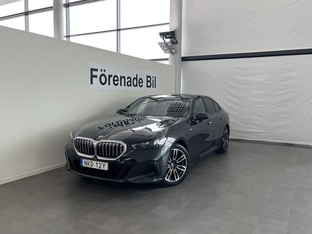 BMW 520d xDrive Sedan 520 M Sport Drag H/K Rattvärme Park Assist