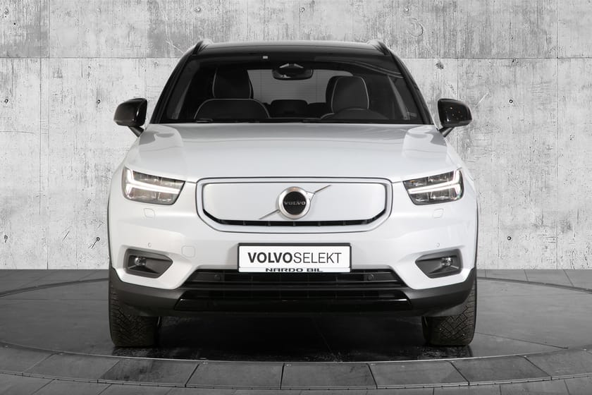Bilde 2 av Volvo XC40 P8 AWD Recharge Twin motor –Plus - Hengerfeste