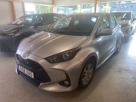 Toyota Yaris Hybrid 115 1,5 5D ACTIVE KOMFORTPAKET OCH P-SENSORER | Vinterhjul