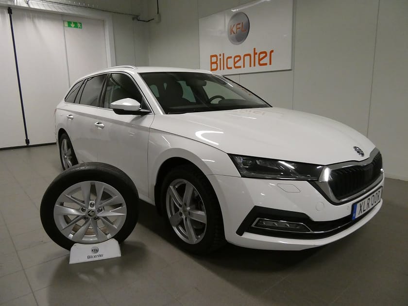 Bild 1 av Škoda Octavia Combi iV Skoda *KFL 10år 2,99%* Värmare-Kamera-HU-Drag SoV