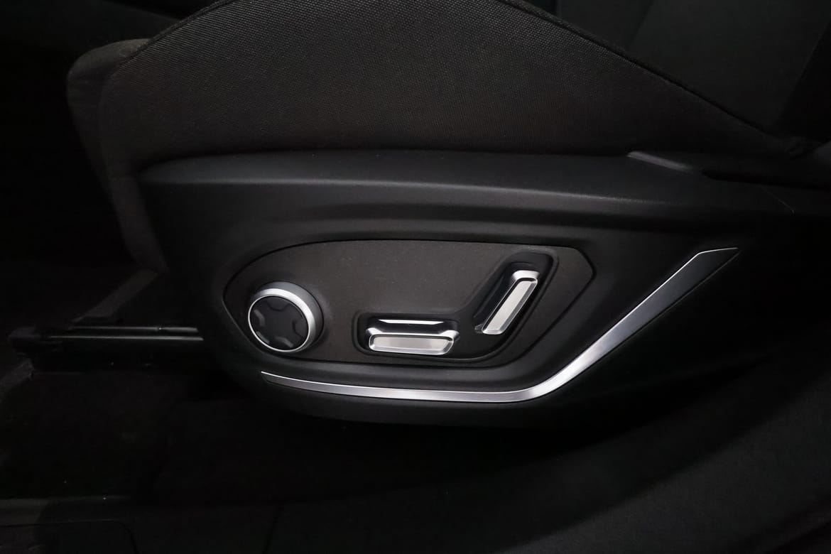 Lynk & Co 01 2023 - miniatyr 13